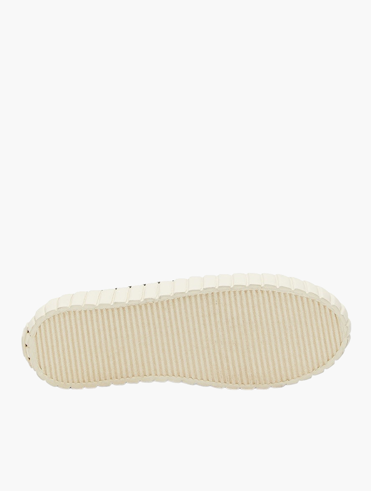 MyRunway | Shop Diesel Black Hanami S-Hanami Low X Sneakers for